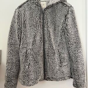 Thread & Supply Gray Sherpa Teddy Zip Jacket – S